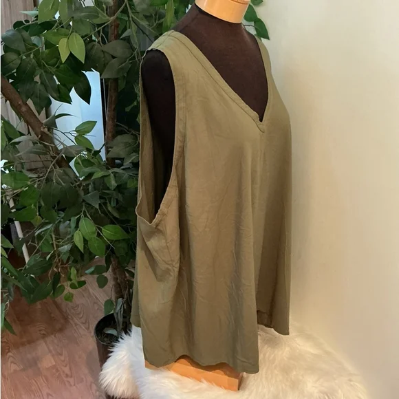Torrid Plus Size Olive Green double V-Neck (front &back) Tank Top 5X - Picture 11 of 12